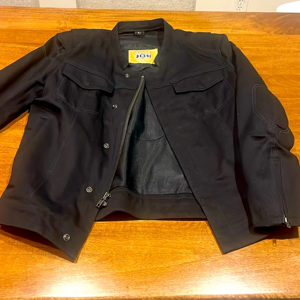 First MFG Co Voyage Twill size Large